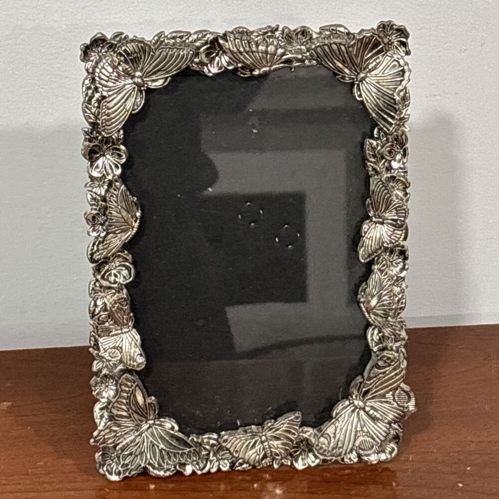 Sheffield Home Butterfly Picture Photo Frame Shiny Silvertone Metal 4"x6" Photo - Picture 2 of 8